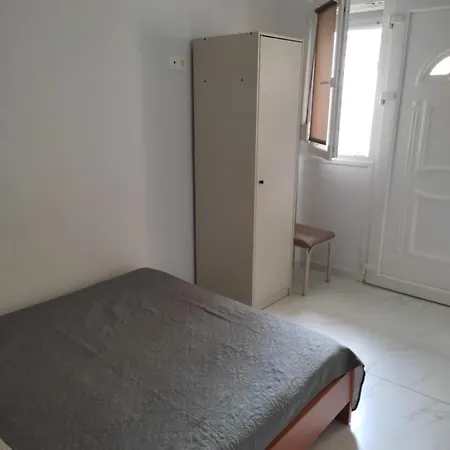 M2 - Maraki Apartment *